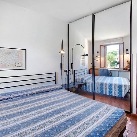 Lake View Apartment Gardone Riviera Bagian luar foto