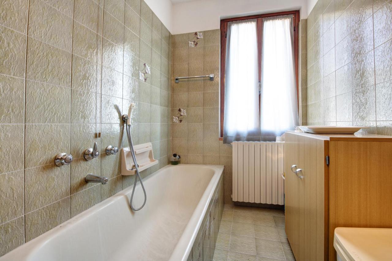 Lake View Apartment Gardone Riviera Bagian luar foto