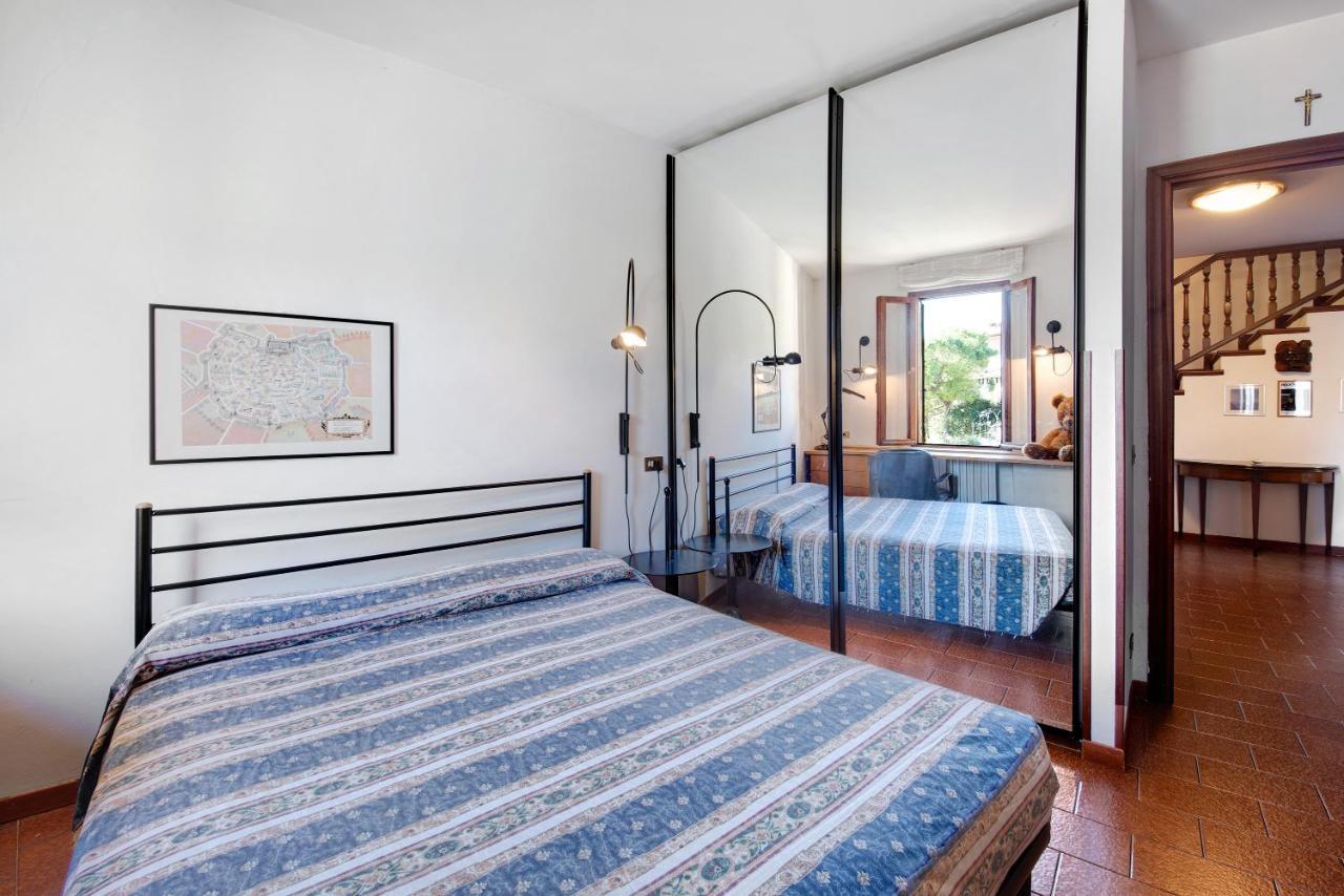 Lake View Apartment Gardone Riviera Bagian luar foto
