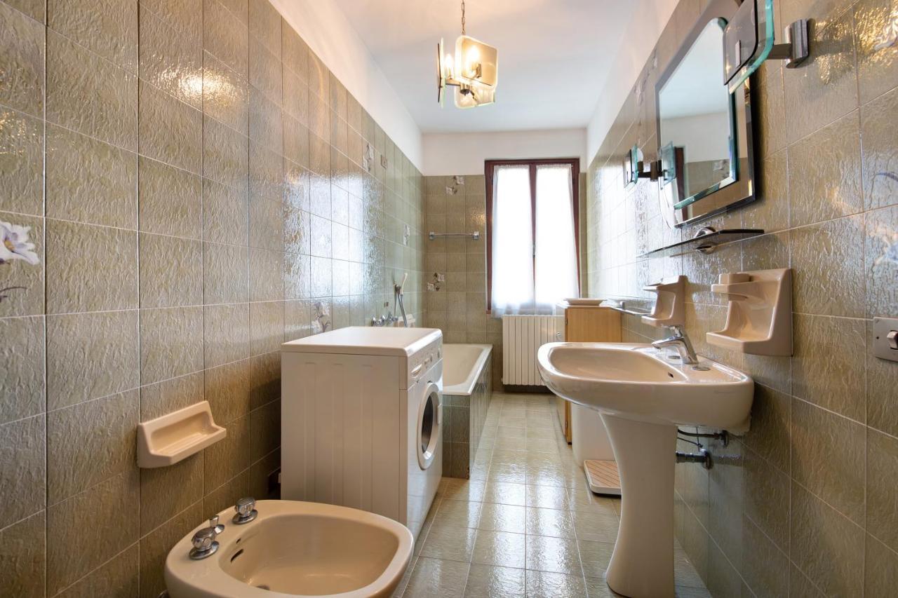 Lake View Apartment Gardone Riviera Bagian luar foto